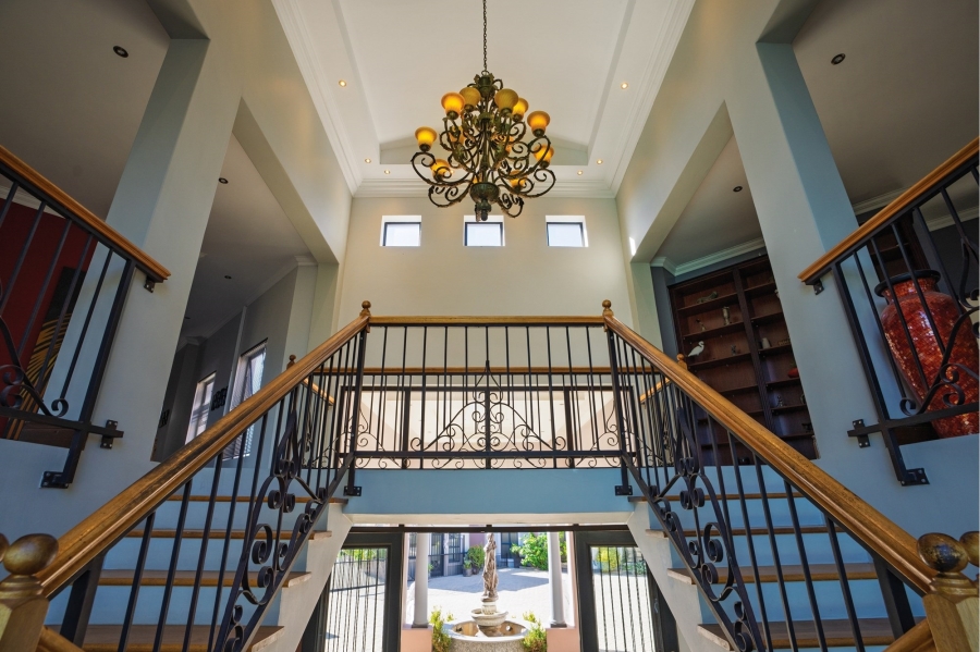 13 Bedroom Property for Sale in Plattekloof 3 Western Cape